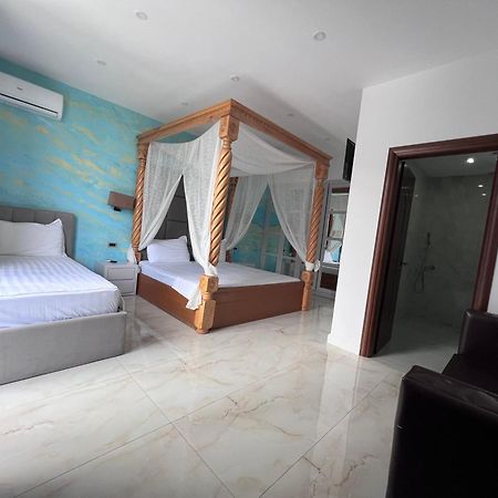 Memlishte Hotel Victoria מראה חיצוני תמונה