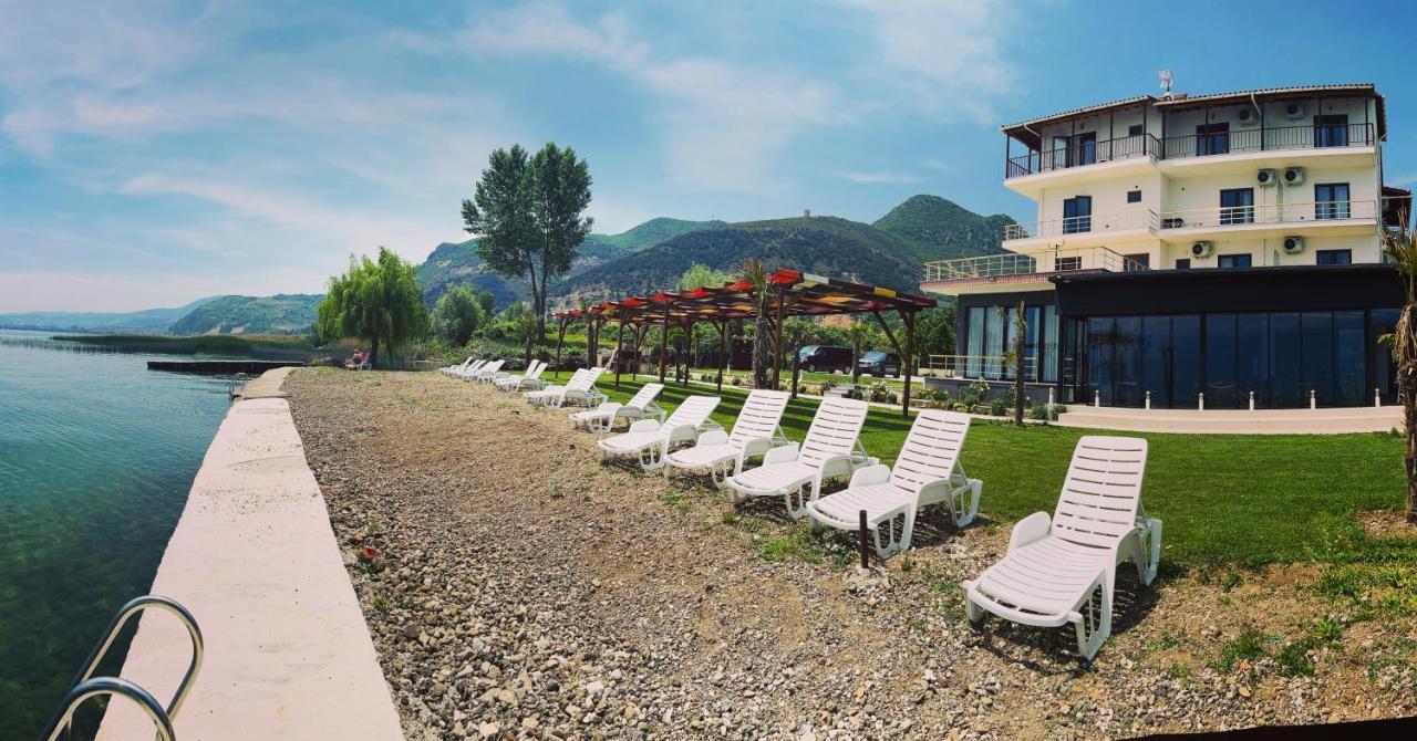 Memlishte Hotel Victoria מראה חיצוני תמונה
