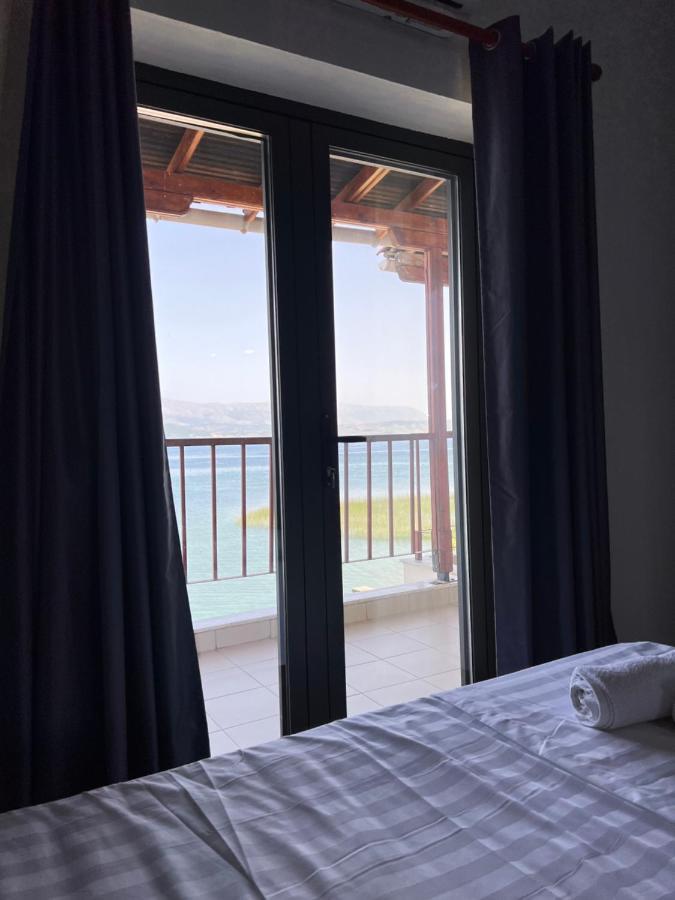 Memlishte Hotel Victoria מראה חיצוני תמונה